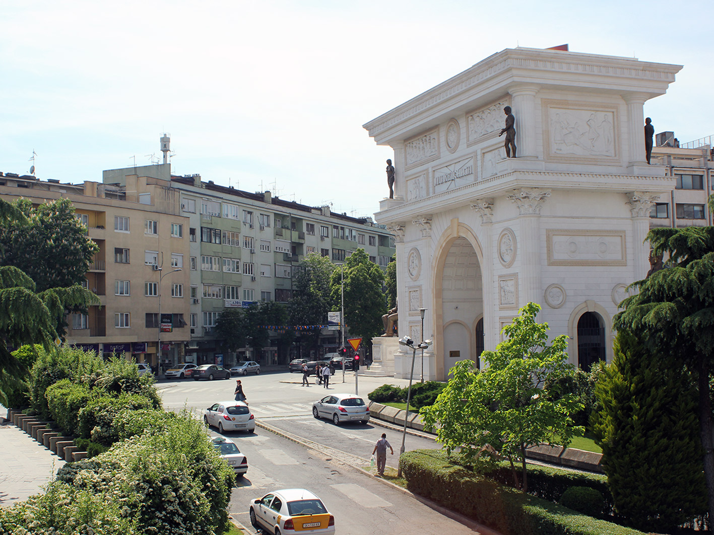 Triumph Arc Porta Makedonija - Shulevska